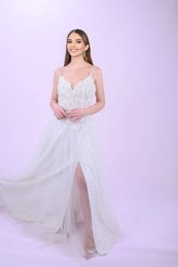 Tamamı Boncuk İşli Yırtmaçlı Helen Gelinlik